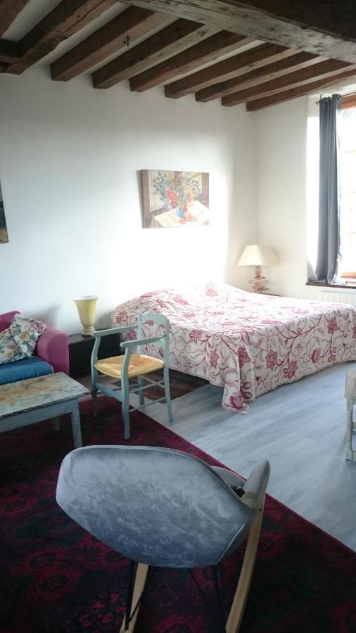 Remalard Appartement Luaran gambar